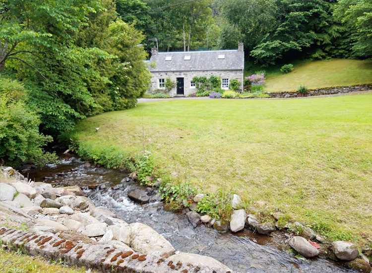 Atholl Cottage